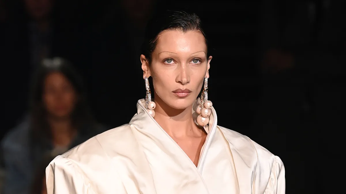 Bella Hadid Celebrates Being ‘Back on Set’ for the 1st Time in 5 Months Amid Lyme Disease Battle