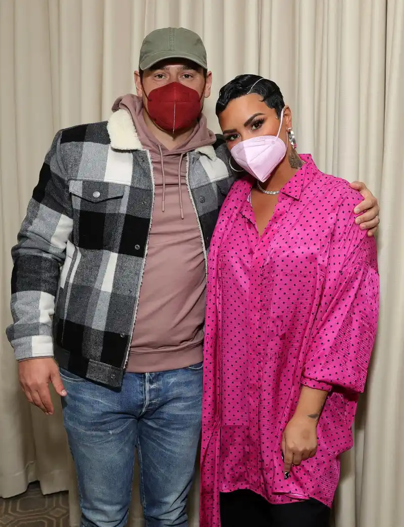 Demi Lovato Reportedly Parted Ways With Manager Scooter Braun Following Justin Bieber Split Rumors 255 Inline 2