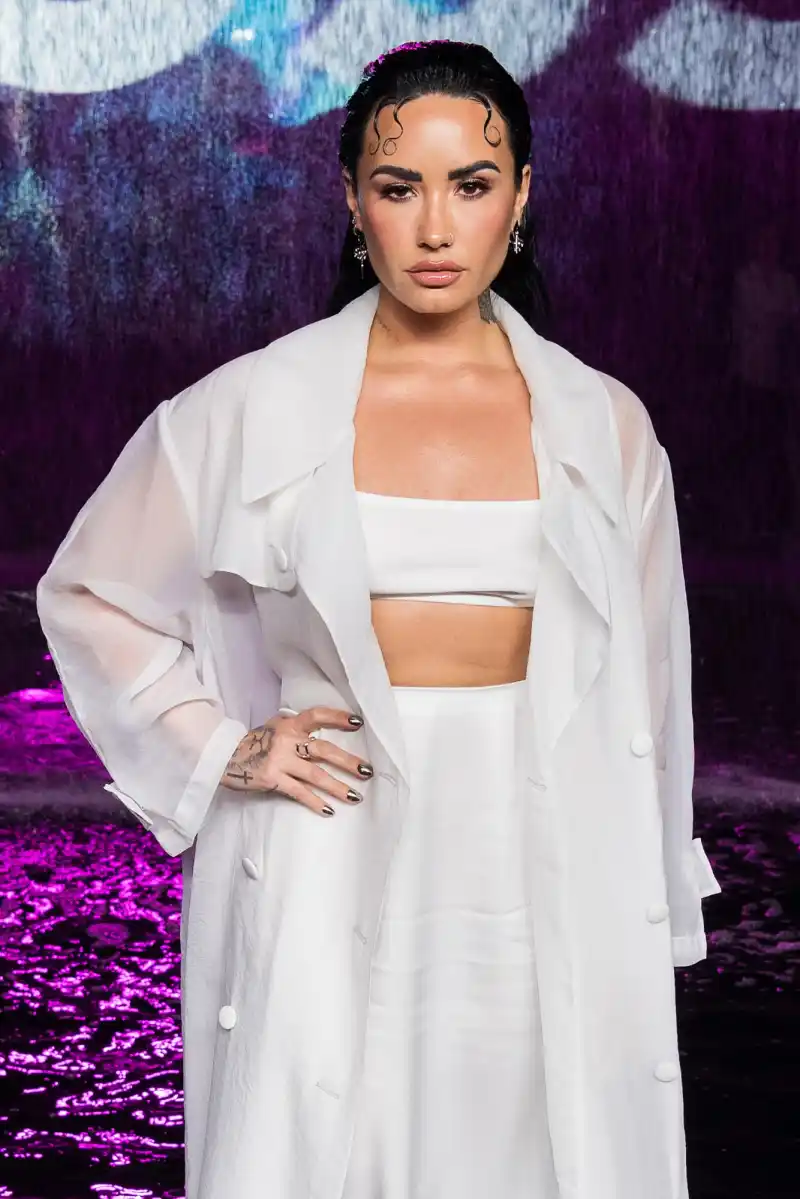 Demi Lovato Reportedly Parted Ways With Manager Scooter Braun Following Justin Bieber Split Rumors 257 Top Inline