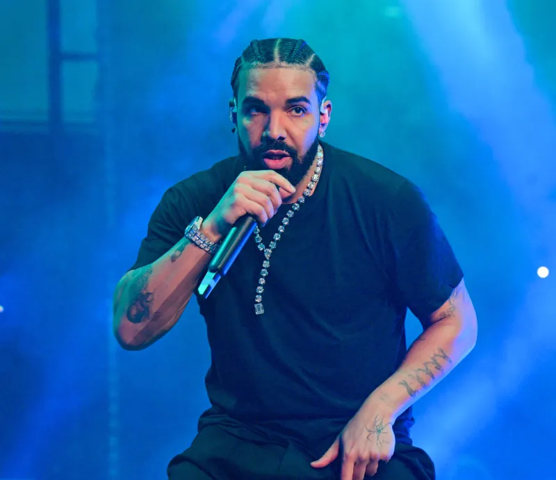 Drake Gives Fan Birkin Bag