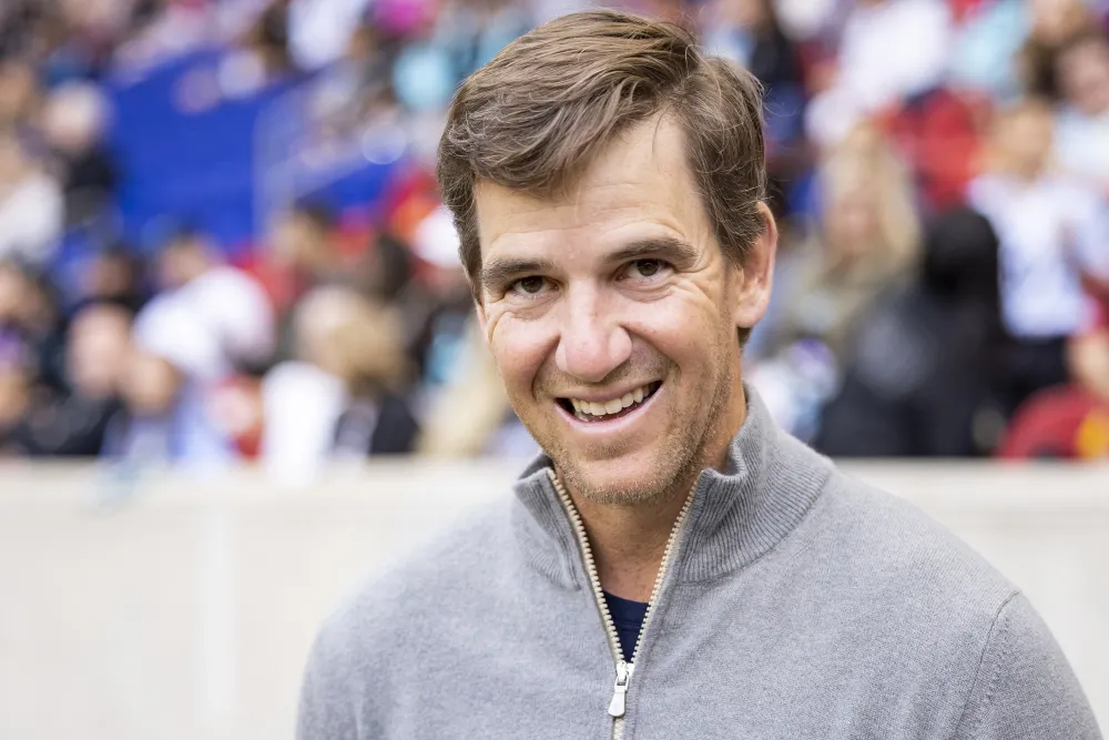 Eli Manning Is Enjoying Time With Kids