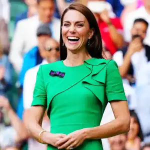 Feature Princess Kate Wears Two Different Shoe Sizes