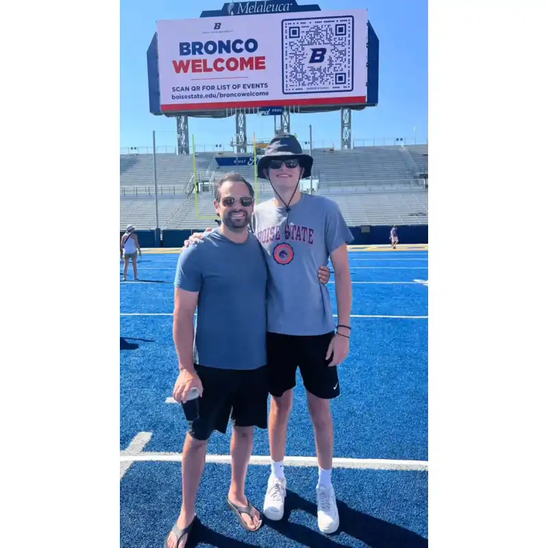 Former Bachelor Jason Mesnick Son Ty Is Now in College and We’ve Never Felt Older 2