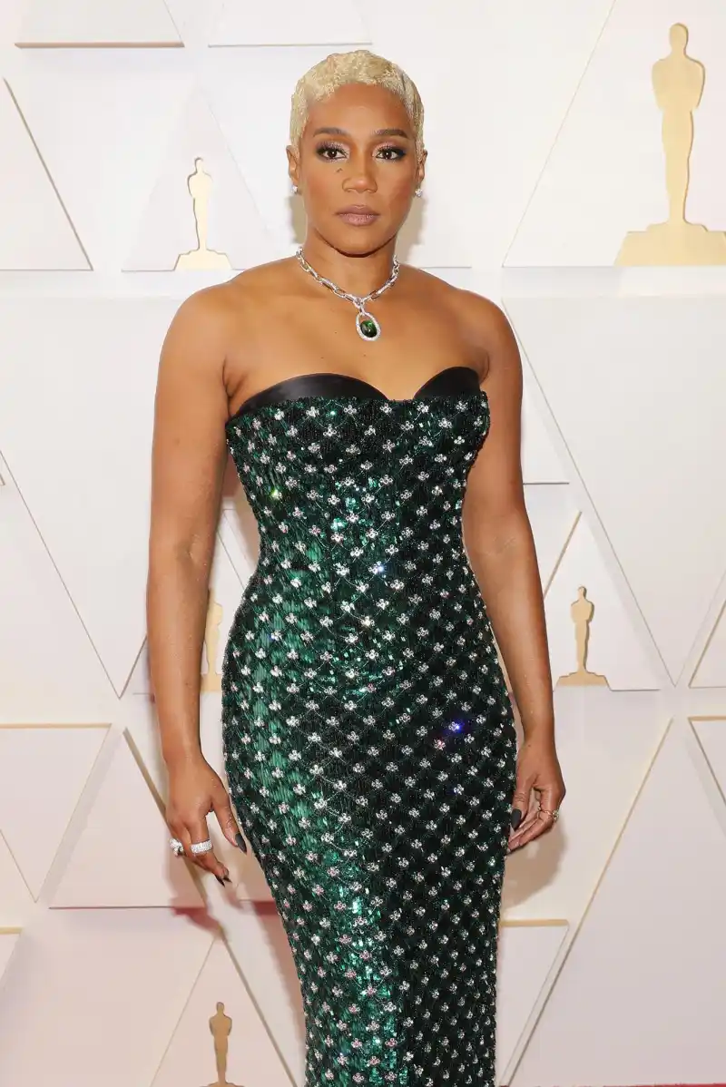 GettyImages-1388063562 Demi Lovato Gigi Hadid and More Celebrities Who Believe in Aliens 360