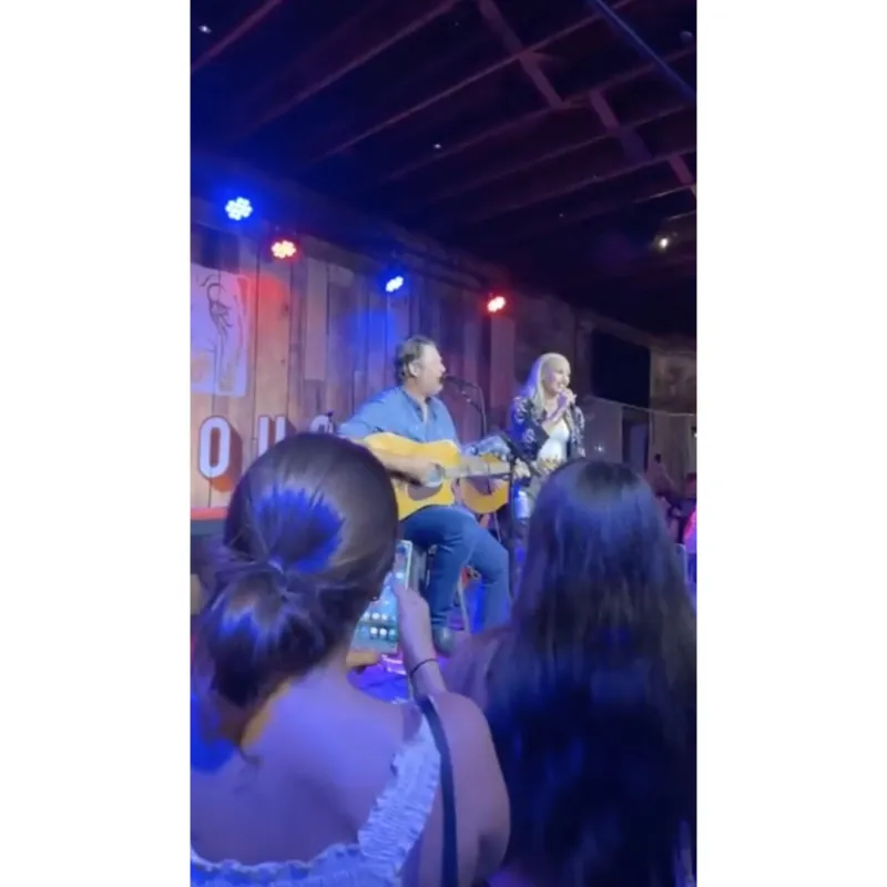 Gwen Stefani Son Kingston Takes the Stage at Blake Shelton Bar