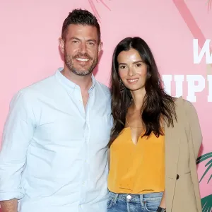 ‘The Bachelor’ Host Jesse Palmer and Wife Emely Fardo Are Expecting Their 1st Baby