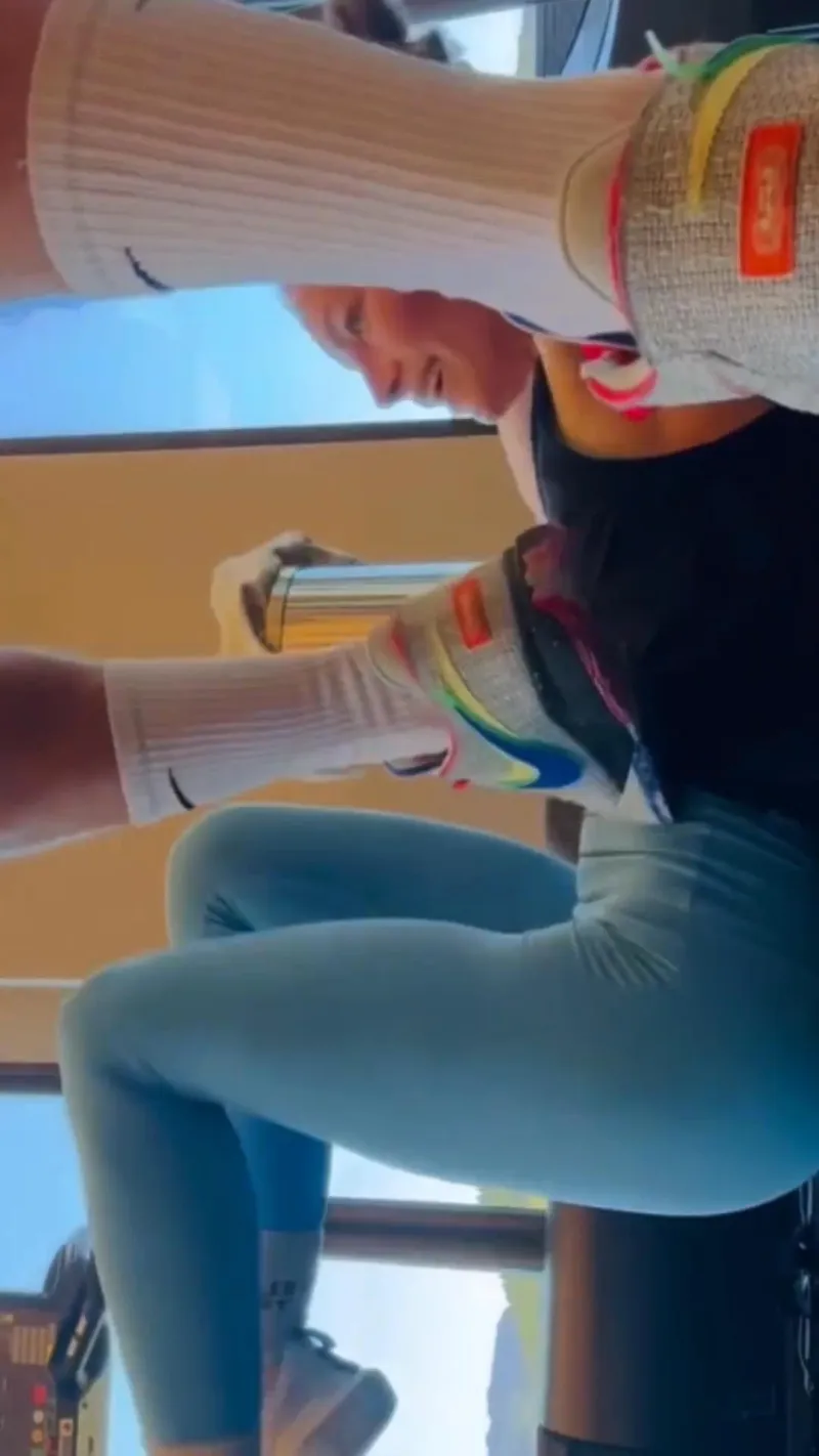 Jessica Biel Gets Surprise Visit From Justin Timberlake During Ab Workout That Was My Man 321