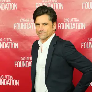 John Stamos Nude Shower Pic