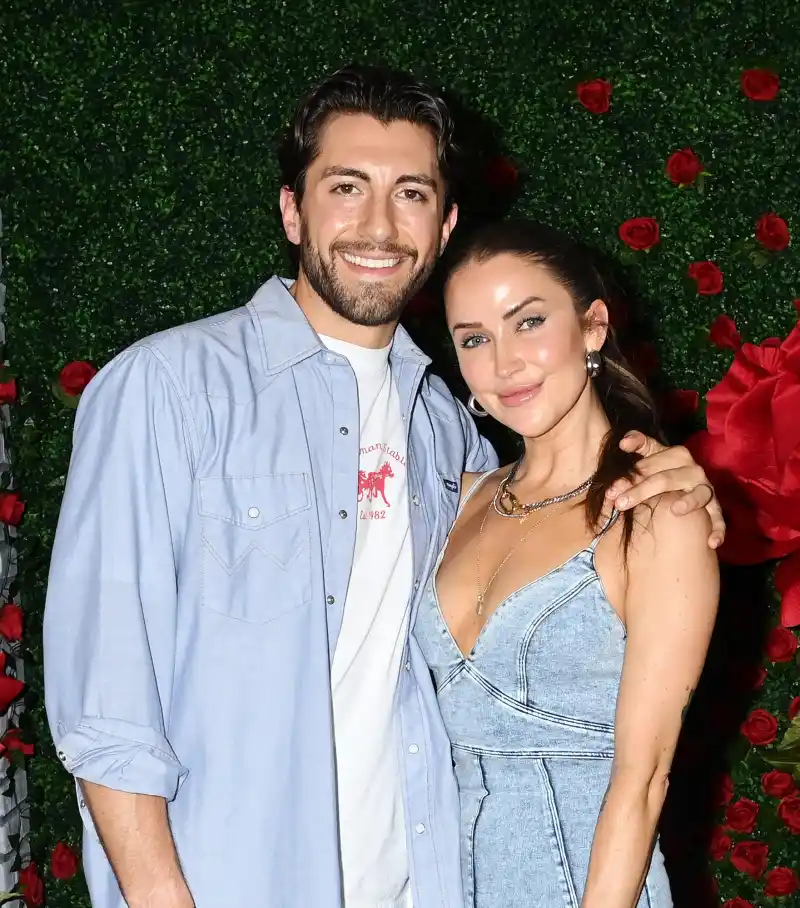 Kaitlyn Bristowe Posts Emotional Selfie Asks for Prayers After Jason Tartick Split