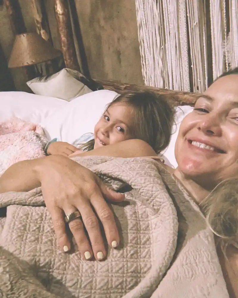 Kate Hudson Shares The Last Few Moments Of Her Summer With Kids 3