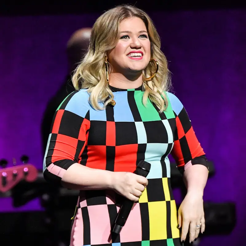 Kelly Clarkson's Kids River and Remy Join Her Onstage: 'Nothing Will Ever Be as Cool and Amazing'