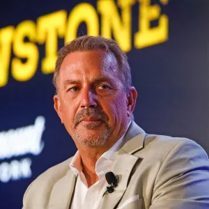Kevin Costner Accused of Stonewalling Before Child Support Hearing