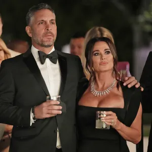 Kyle Richards Explains Why Mauricio Umansky Separation Has Been Hard