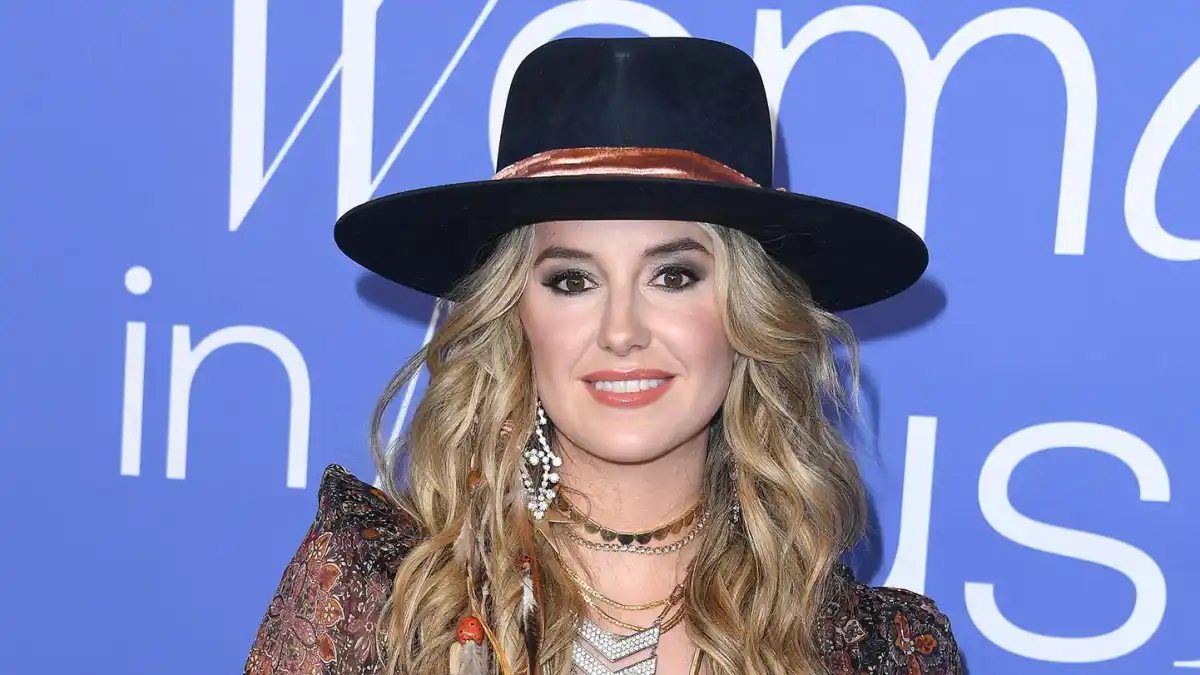 Lainey Wilsons Best Body Positivity Quotes Through the Years