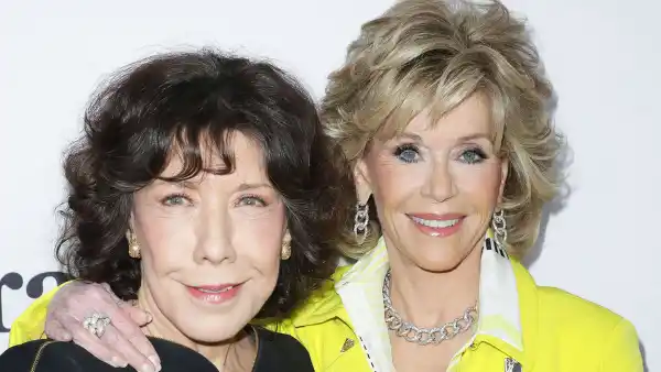 Lily Tomlin, Jane Fonda Applaud Bruce Jenner for Transition, Interview: “That Was Amazing”