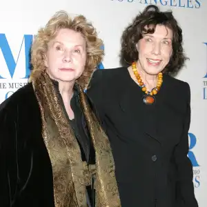 Lily Tomlin Marries Girlfriend Jane Wagner After 42 Years Together: “They Are Very Happy,” Rep Says