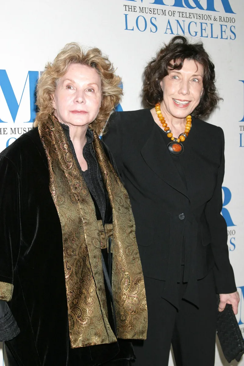 Lily Tomlin Marries Girlfriend Jane Wagner After 42 Years Together: “They Are Very Happy,” Rep Says