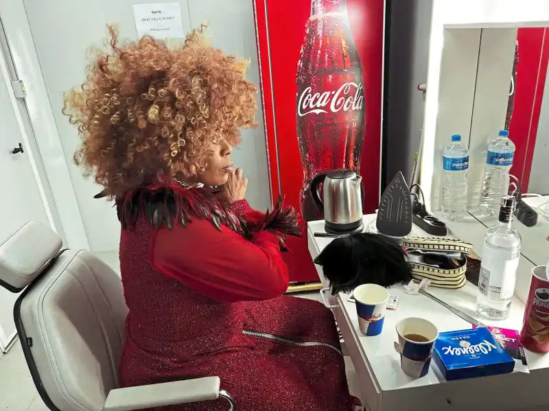 Macy Gray Walks Us Through a Day in Her Life on Tour