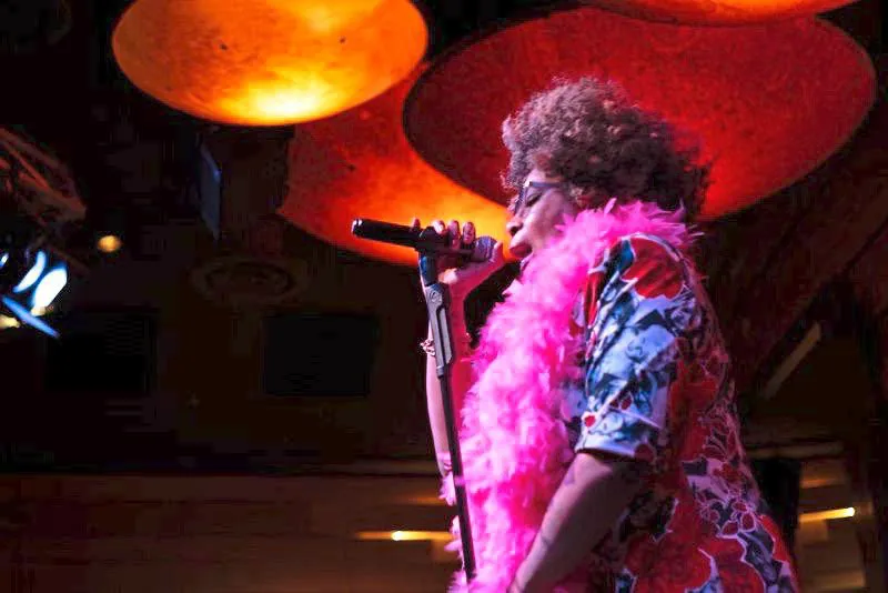 Macy Gray Walks Us Through a Day in Her Life on Tour
