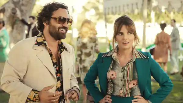 Minx's Doug Tells Joyce He's Ready to Propose to Tina: Watch Exclusive Season 2 Clip