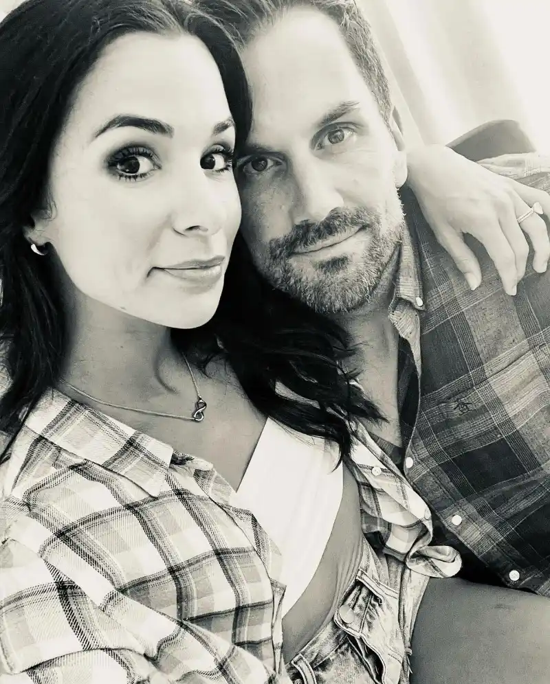 NFL Alum Matt Leinart Calls Wife Josie Loren the Glue That Holds Family Together Amid College Football Season 350
