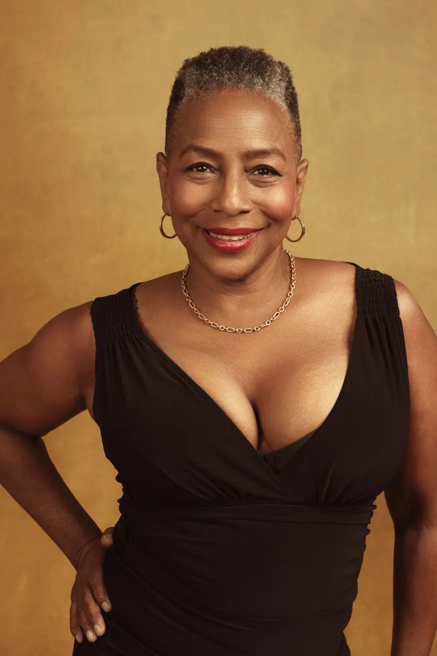 Natasha Golden Bachelor Season 1 Cast