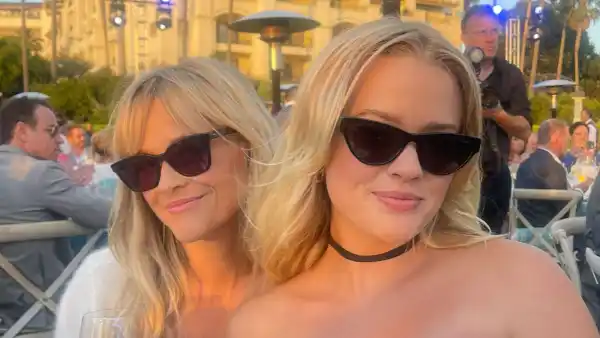 Reese Witherspoon Enjoys Summer Night With Daughter Ava Amid Divorce Settlement With Jim Toth