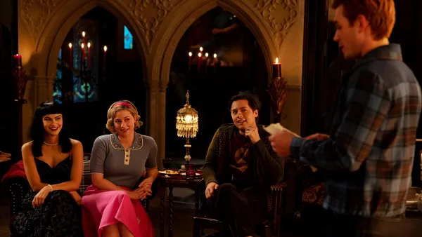 Riverdale May Have Just Confirmed a Major Fan Theory About Jughead Jones During the Series Finale 323