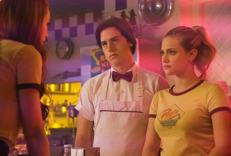 Riverdale s Cole Sprouse Recalls Fan Outrage After Incredible Love With Lili Reinhart Ended 349
