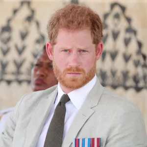 Royal Expert Doesn't Think Prince Harry Would Honor Queen With Royals