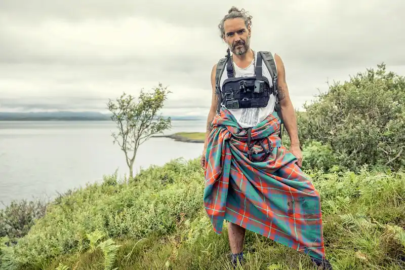 Russell Brand Reflects on Chaotic Period When He Was Married to Amazing Katy Perry Bear Grylls