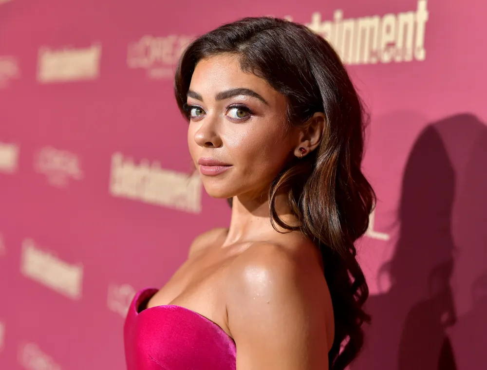 Sarah Hyland Claims &lsquo;Modern Family&rsquo; Execs Once Forced Her to Wear Heels Despite Painful Arthritis