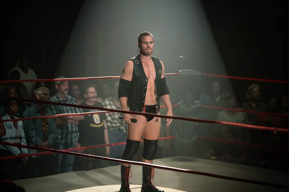 Stephen Amell Asks SAG Members Not to Whip Food at Him After Strike Drama