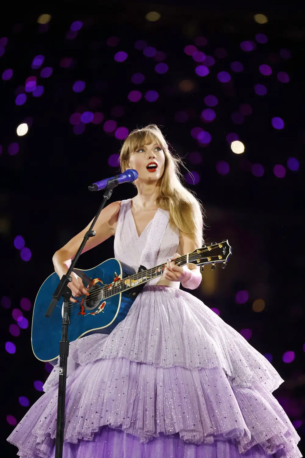 Taylor Swift Drops 1st Clip of Look What You Made Me Do