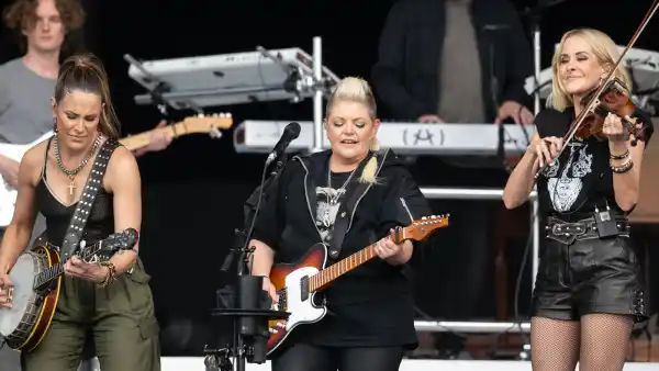 The Chicks Continue to Cancel Tour Dates