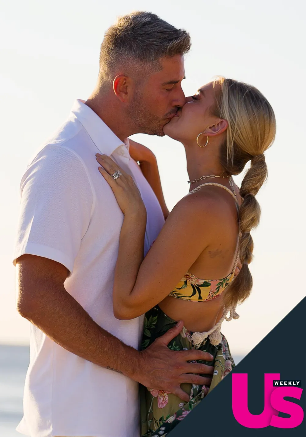 Why Arie and Lauren Luyendyk Jr. Renewed Their Vows Didn t Worry About Reality TV Curse 328