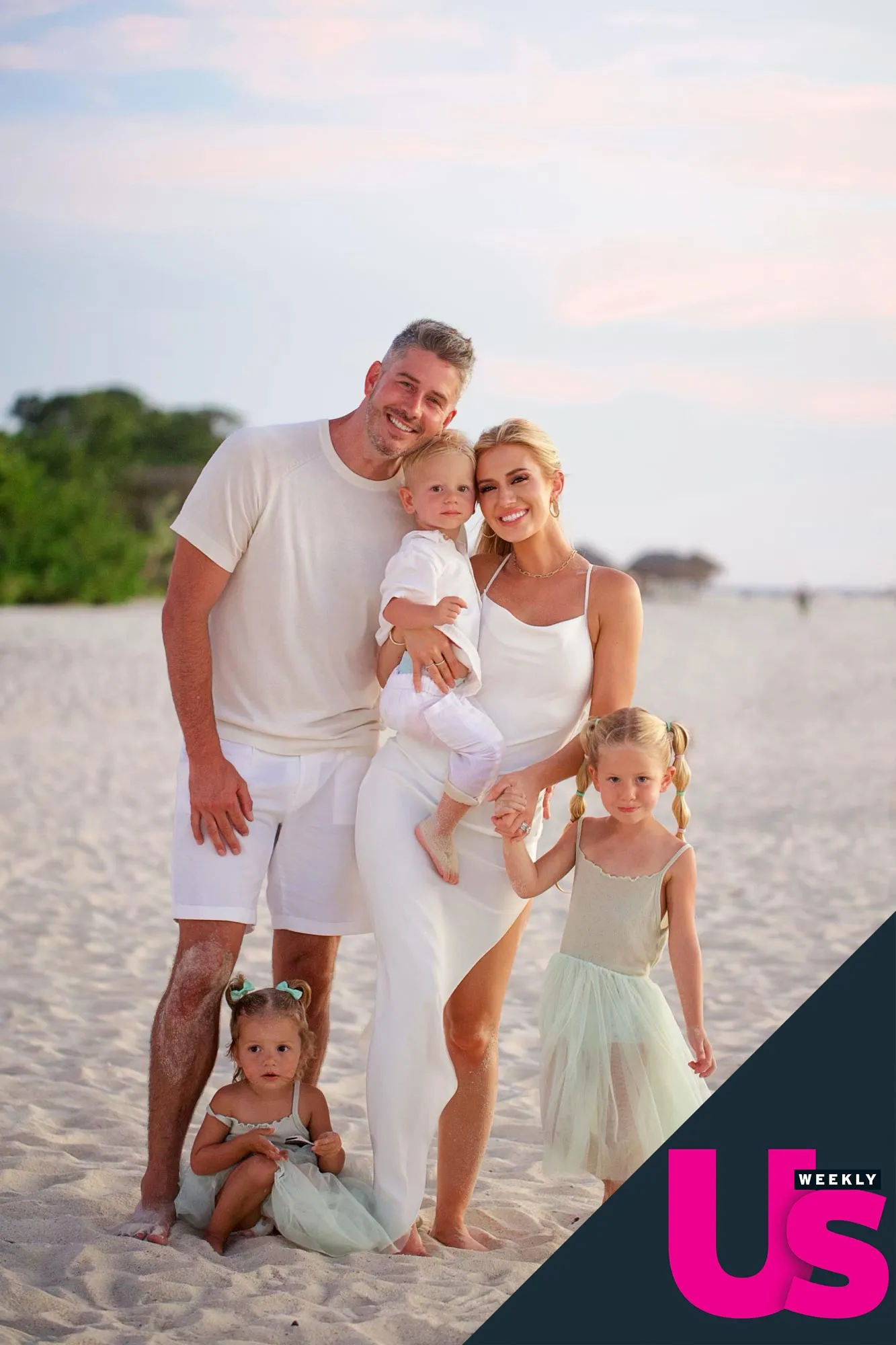 Why Arie and Lauren Luyendyk Jr. Renewed Their Vows Didn t Worry About Reality TV Curse 331