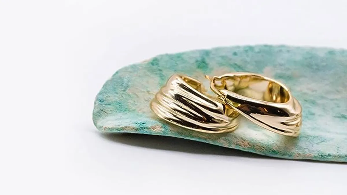 amazon-benevolence-la-hoop-earrings