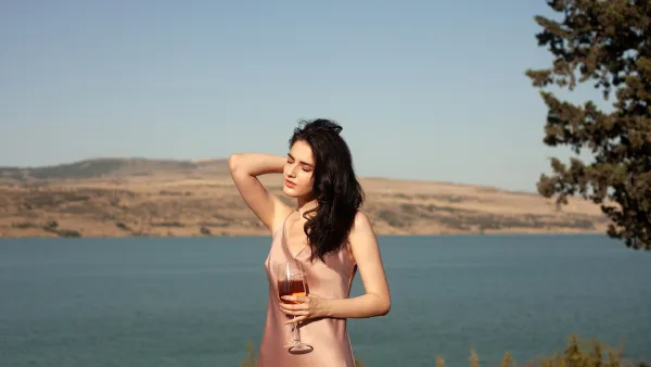 early-fall-wedding-guest-dresses