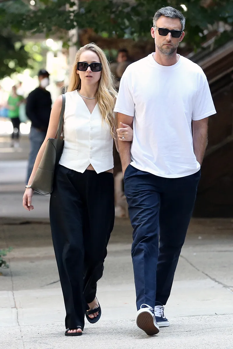 jennifer-lawrence-white-vest-3