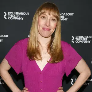 shutterstock_editorial_12823257ay Succession s Crystal Finn Recalls Being Attacked by Otters While Swimming in Northern California 375