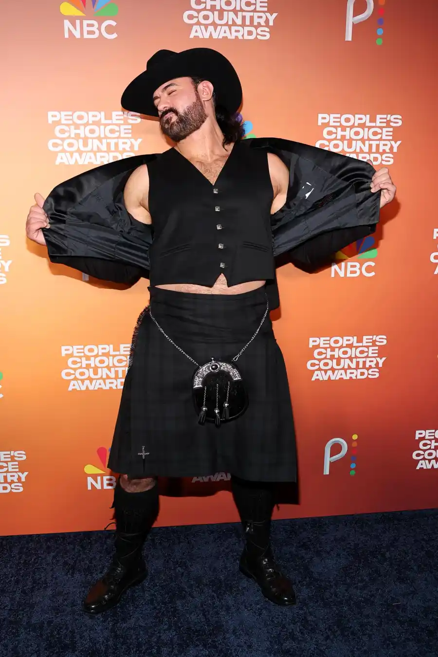 2023 People s Choice Country Awards Red Carpet Arrivals 040 Drew McIntyre