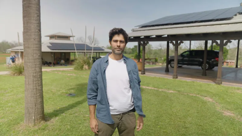 Adrian Grenier Would Of Course Allow Entourage Costars to Babysit Son