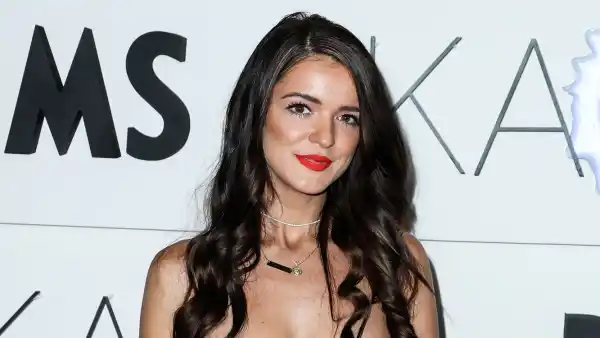 Bachelor Nation’s Raven Gates’ Jeans ‘Don't’ Fit 2 Months Postpartum: ‘Give Yourself Time’