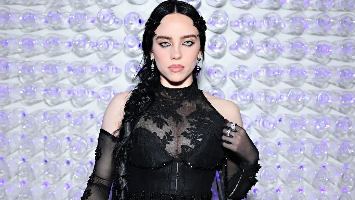 Billie Eilish Just Announced Her 3rd Fragrance She Says It Smells Like Metal