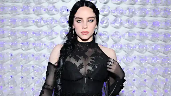 Billie Eilish Just Announced Her 3rd Fragrance She Says It Smells Like Metal