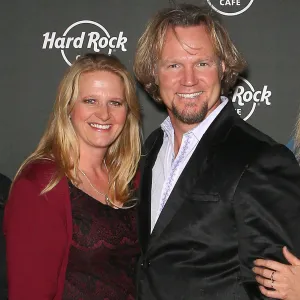 Christine Brown Disses Ex-Husband Kody Brown s Special Requirements in Tribute to Fiance 330