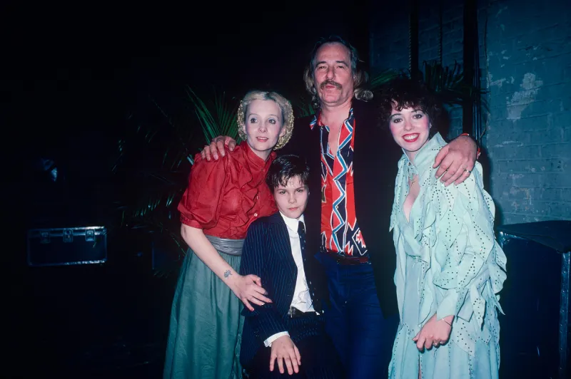 Danny Masterson s Family Tree Siblings In-Laws Wife and More 294