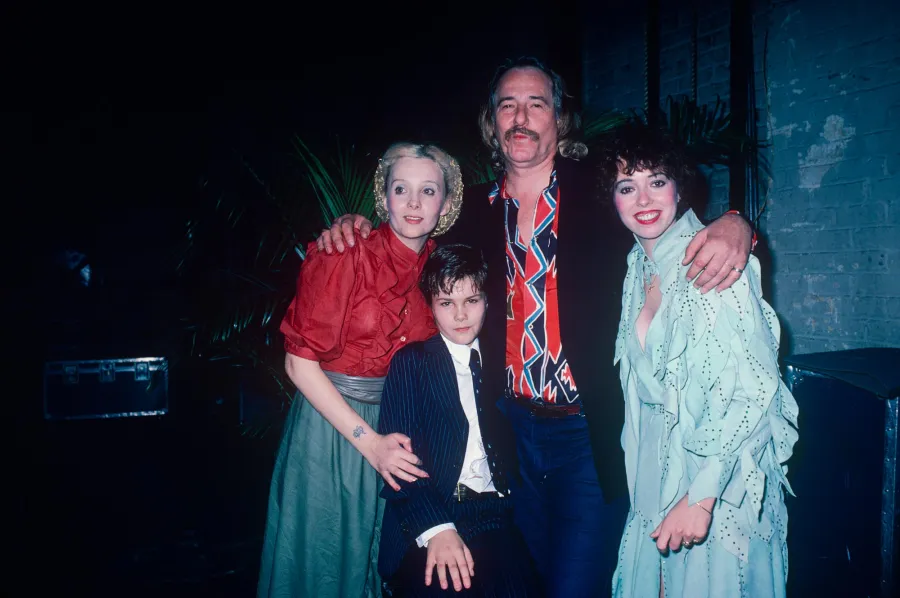 Danny Masterson s Family Tree Siblings In-Laws Wife and More 294