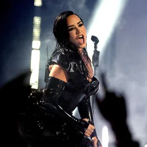 Demi Lovato Rocks Out With Alternative Medley of Her Hit Songs at the 2023 MTV Video Music Awards